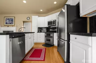3857 Tribute Cir E, Fife, WA 98424 - Photo 7