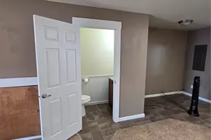 1402 Juniper St, Oroville, WA 98844 - Photo 11
