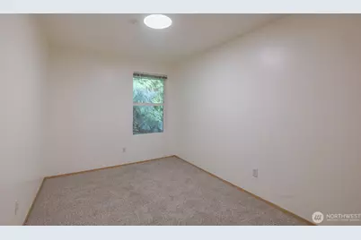5010 168th Street SW #E, Lynnwood, WA 98037 - Photo 19
