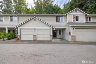 5010 168th Street SW #E, Lynnwood, WA 98037 - Photo 1