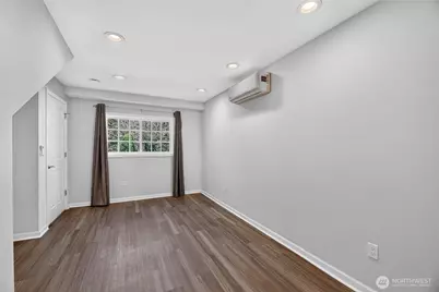 6704 23rd Avenue SW, Seattle, WA 98106 - Photo 23