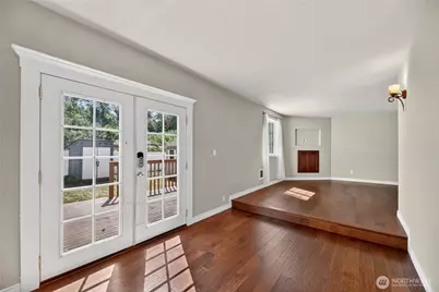 6704 23rd Avenue SW, Seattle, WA 98106 - Photo 9
