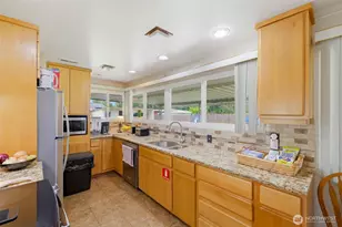 3707 128th St E, Tacoma, WA 98446 - Photo 9