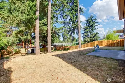 2025 Edmonds Avenue NE, Renton, WA 98056 - Photo 33