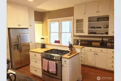 4412 2nd Avenue NE, Seattle, WA 98105 - Photo 9