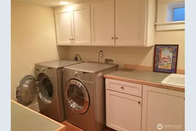 4412 2nd Avenue NE, Seattle, WA 98105 - Photo 21