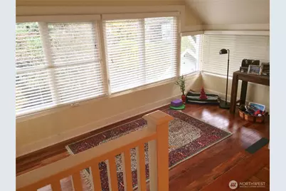 4412 2nd Avenue NE, Seattle, WA 98105 - Photo 17