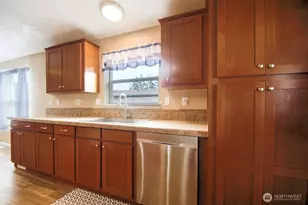 1205 Marion St, Centralia, WA 98531 - Photo 9