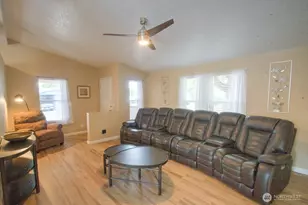 1205 Marion St, Centralia, WA 98531 - Photo 11