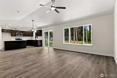 18042 Highland Court SE, Yelm, WA 98597 - Photo 11