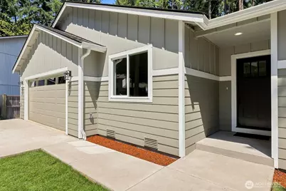 18042 Highland Court SE, Yelm, WA 98597 - Photo 3