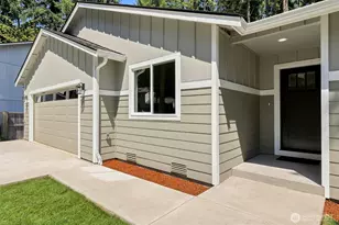 18042 Highland Ct SE, Yelm, WA 98597 - Photo 3