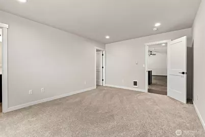 18042 Highland Court SE, Yelm, WA 98597 - Photo 19