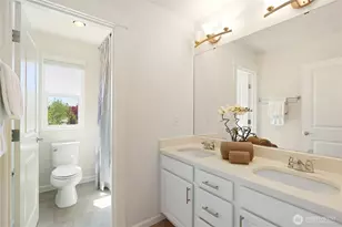 10922 NE 194th Dr, Bothell, WA 98011 - Photo 23