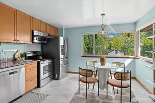 311 S 104th St, Seattle, WA 98168 - Photo 17