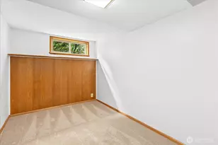 311 S 104th St, Seattle, WA 98168 - Photo 23