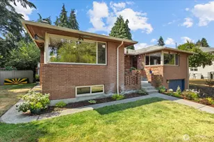 311 S 104th St, Seattle, WA 98168 - Photo 3