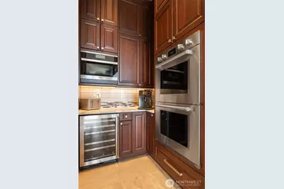 10410 NE 58th Street, Kirkland, WA 98033 - Photo 15