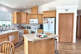 393 Canal Dr NE, Ocean Shores, WA 98569 - Photo 9