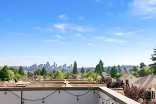 8527 Interlake Ave N, Seattle, WA 98103 - Photo 31