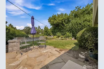 21638 94th Place S, Kent, WA 98031 - Photo 3
