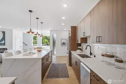 5720 NE 65th Street, Seattle, WA 98115 - Photo 9