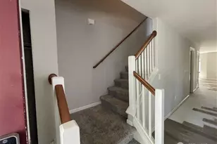 9520 187 St Ct E, Puyallup, WA 98375 - Photo 3