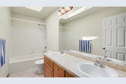 324 Quincy Avenue NE, Renton, WA 98059 - Photo 15