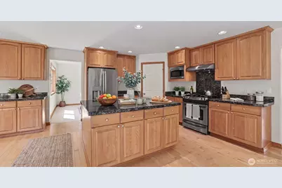 324 Quincy Avenue NE, Renton, WA 98059 - Photo 7