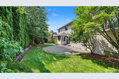 324 Quincy Avenue NE, Renton, WA 98059 - Photo 23