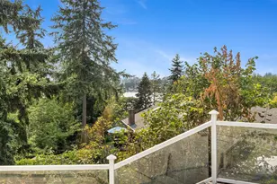 10830 Lake View Dr, Lake Stevens, WA 98258 - Photo 29