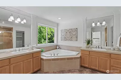 27106 SE 13th Street, Sammamish, WA 98075 - Photo 25