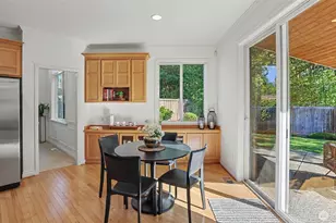 27106 SE 13th St, Sammamish, WA 98075 - Photo 15