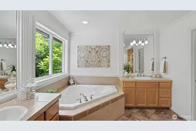 27106 SE 13th Street, Sammamish, WA 98075 - Photo 27