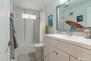 372 Octopus Ave, Ocean Shores, WA 98569 - Photo 15
