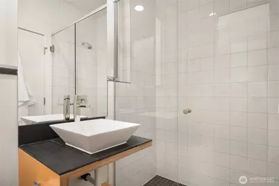 1623 14th Avenue #E, Seattle, WA 98122 - Photo 11