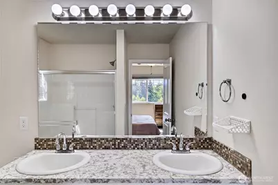1477 W Gateway Heights Loop, Sedro Woolley, WA 98284 - Photo 19