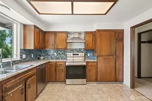 310 Libby St, Sequim, WA 98382 - Photo 11