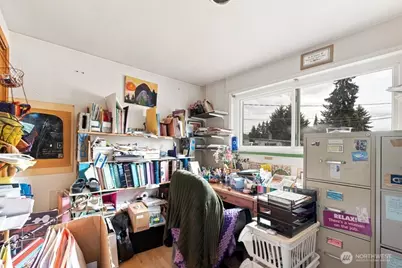 15432 SE 8th Street, Bellevue, WA 98007 - Photo 17