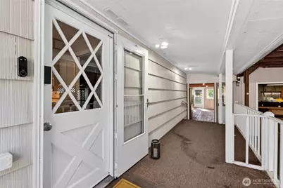 10104 48th Avenue E, Tacoma, WA 98446 - Photo 3