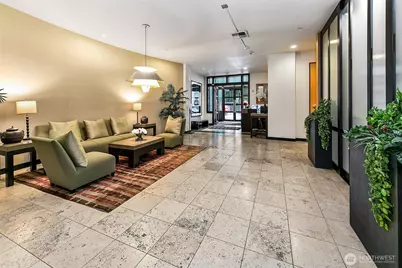 2716 Elliott Avenue #605, Seattle, WA 98121 - Photo 19
