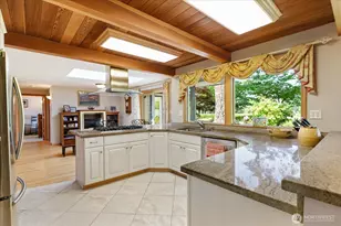 16459 Fairway Dr, Burlington, WA 98233 - Photo 9