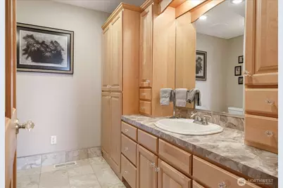 16459 Fairway Drive, Burlington, WA 98233 - Photo 15