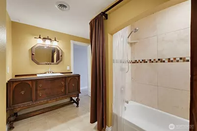 13807 Military Road E, Puyallup, WA 98374 - Photo 25