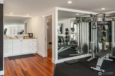 160 Highland Drive, Seattle, WA 98109 - Photo 29