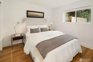 160 Highland Dr, Seattle, WA 98109 - Photo 35