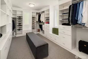 160 Highland Dr, Seattle, WA 98109 - Photo 23