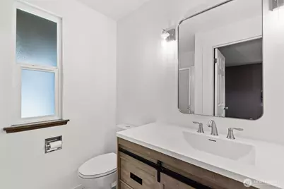 5401 47th Avenue E, Tacoma, WA 98443 - Photo 15