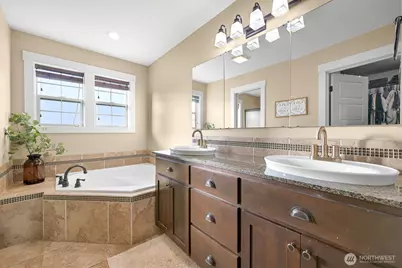 109 W 2nd Street, Nooksack, WA 98276 - Photo 17