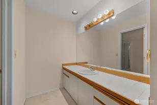 11708 Admiralty Way, Everett, WA 98204 - Photo 9